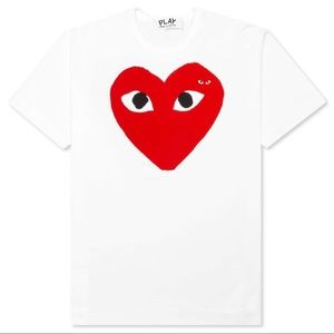 Heart Face Graphic Tee size medium in men’s
